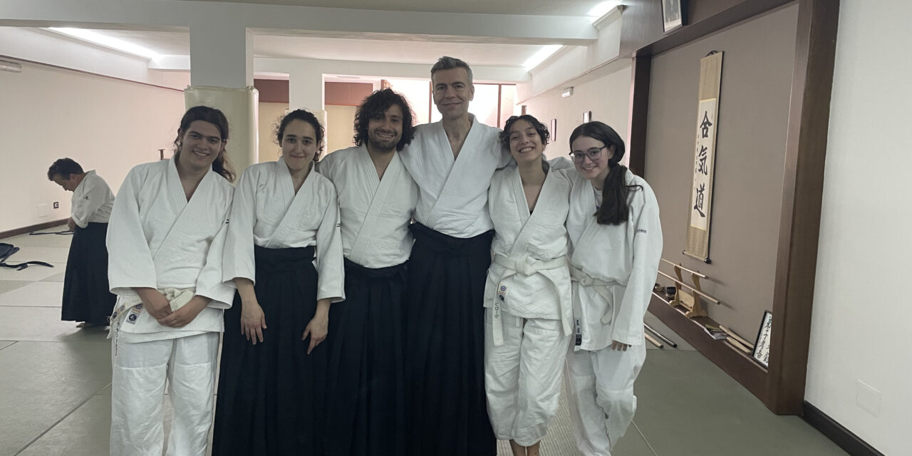 “The hand as the sword and the kata of the 7 jo movements: talking about the workshop with Christophe Depaus in Caserta”.